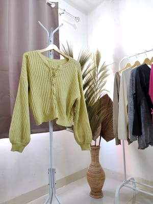 jual-baju-sweater-hijau